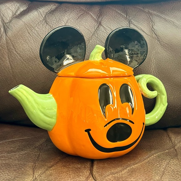 Disney Halloween Mickey Mouse Jack O’ Lantern Pumpkin Ceramic Teapot - Picture 6 of 12